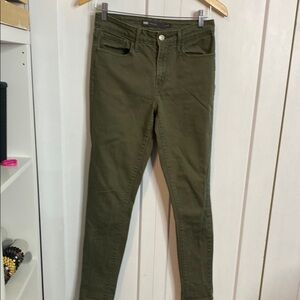 Levi’s | High Rise Skinny - Olive Green Women's Jeans - 4/27